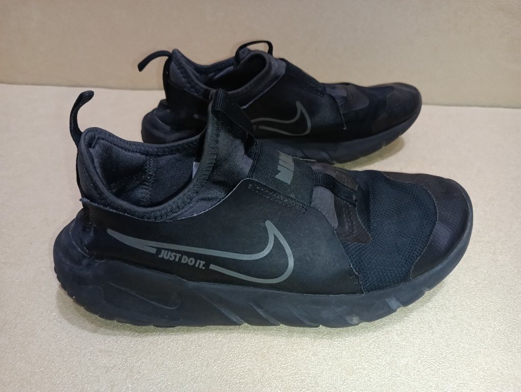 Nike Flex Runner 2 N38- 32 лв