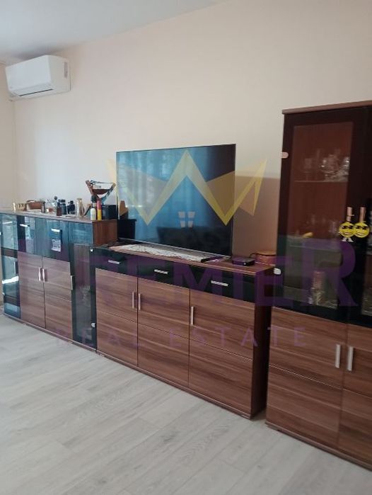 Продава се Четиристаен апартамент в Варна, Възраждане 4 - 105 кв.м за 1896 €/кв.м - Снимка #3