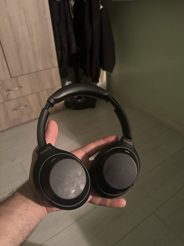 Слушалки Sony WH1000XM4