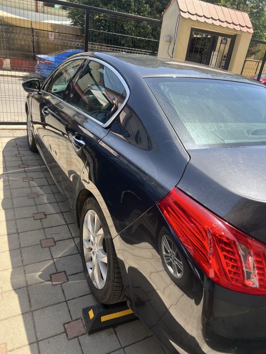 Peugeot 508 Hybrid 2013