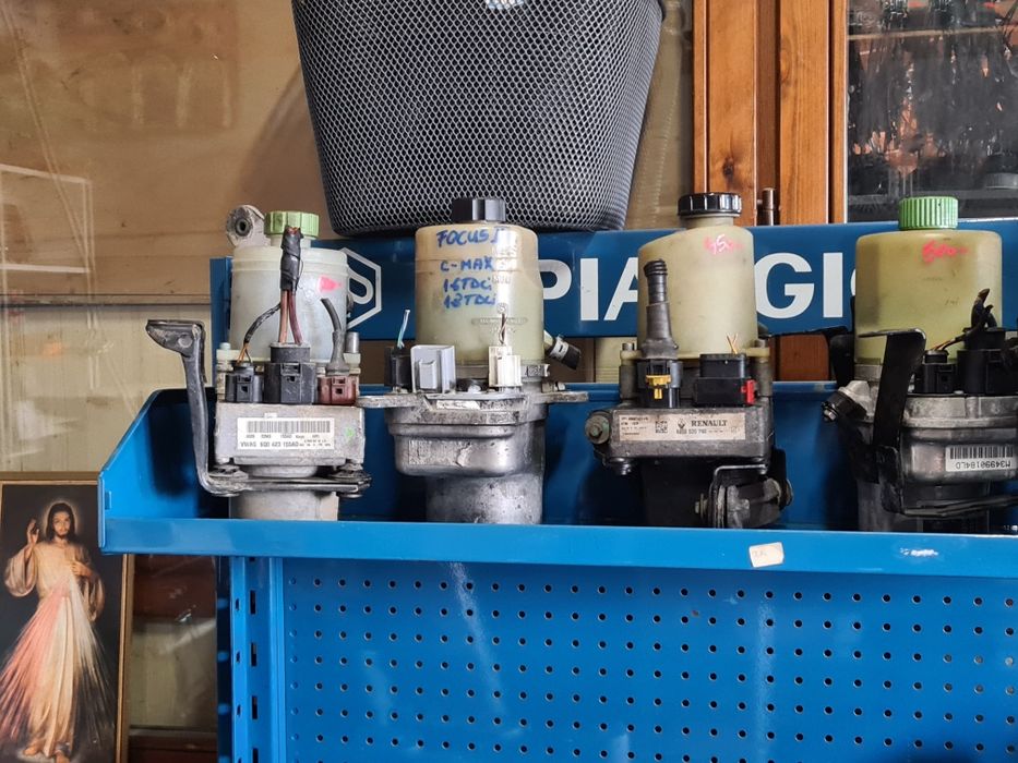 Pompă servo directie Ford Volvo Saxo Renault Mercedes Opel Peugeot Vw