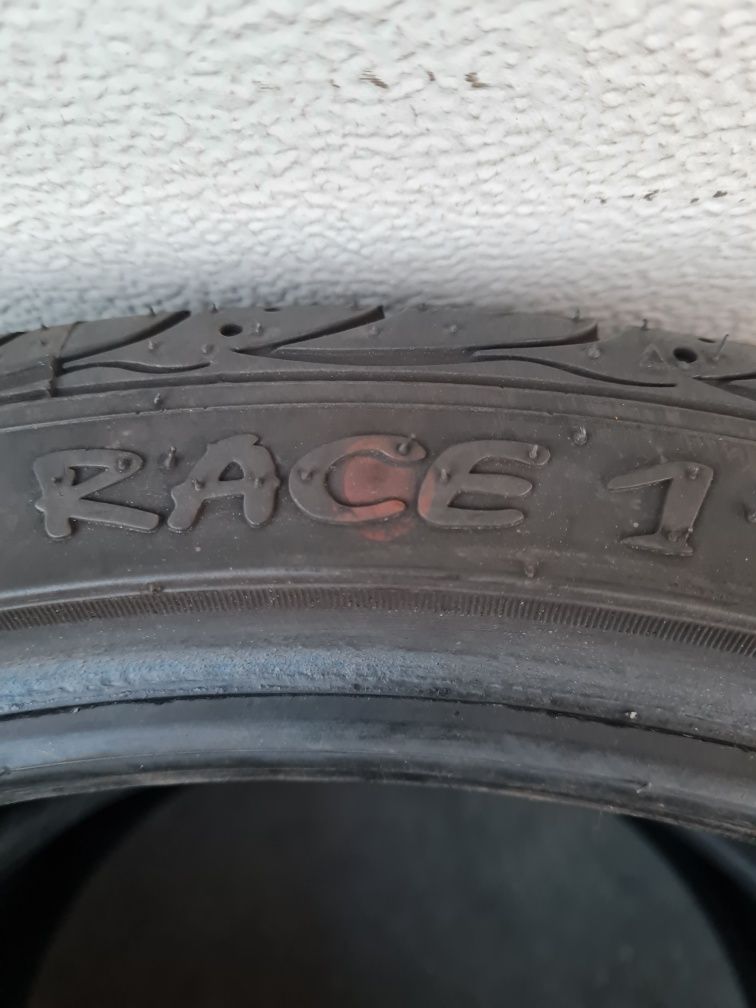 Летни гуми 2 броя SYRON Race1 245 35 R19 дот 0718