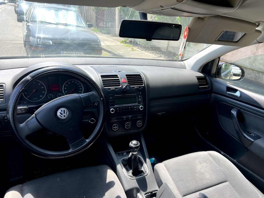 Vand VW Golf 5-2007- 1.4 GPL propietar  stare foarte buna