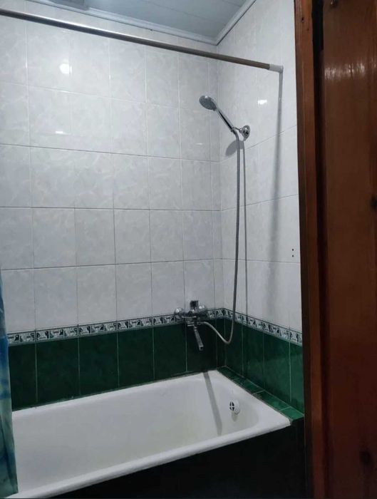 Сергели Спутник 4 2/3/4 квартира чистая, балкон 2х6