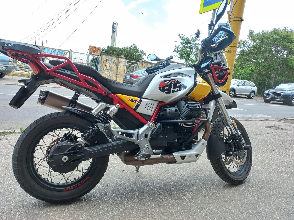 Moto Guzii V 85.TT