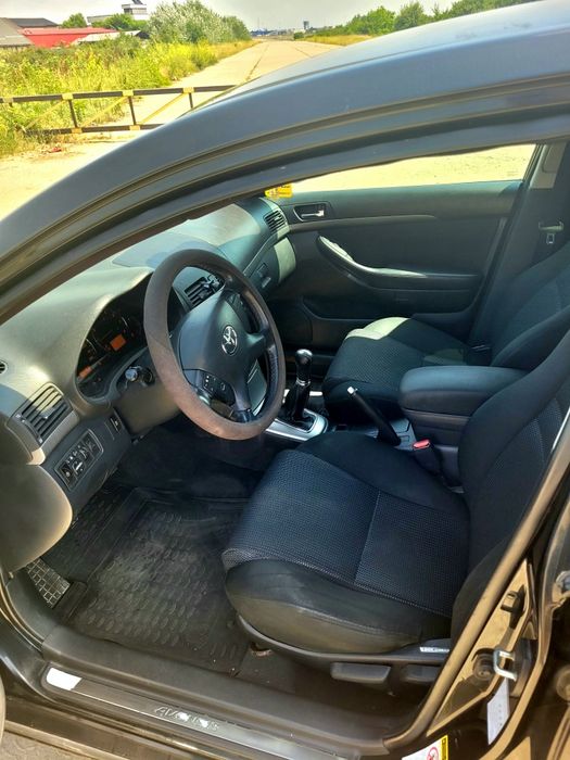 Toyota avensis 2007 + gpl 1.8 benzina