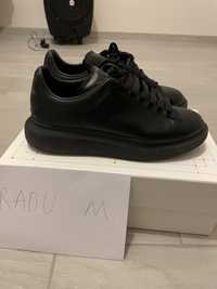 Alexander McQueen Full black