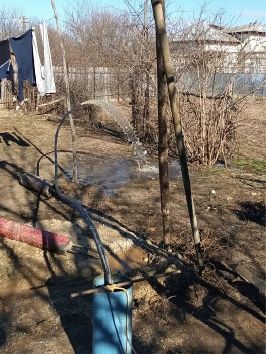 Foraje puturi apa de mica si mare adancime