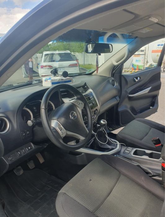 Nisan navara 2.3 disel anul 2017