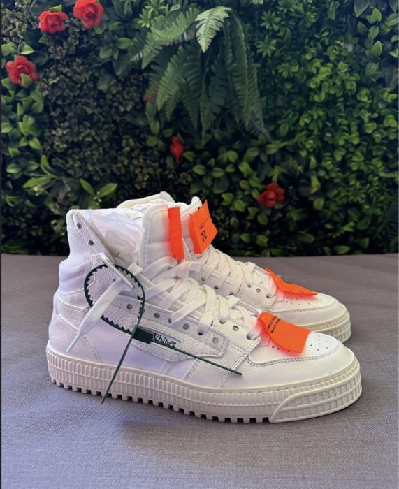 adidasi off white court 3.0