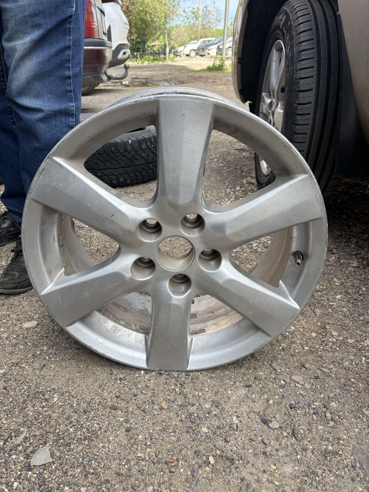 Продам 1 диск от Тойота р17 r17
