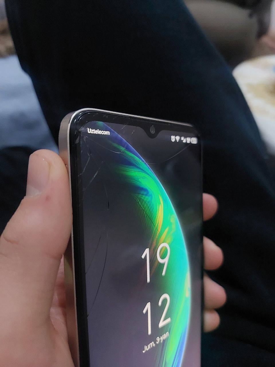 Infinix HOT 30i telefon qarobqa yoʻq