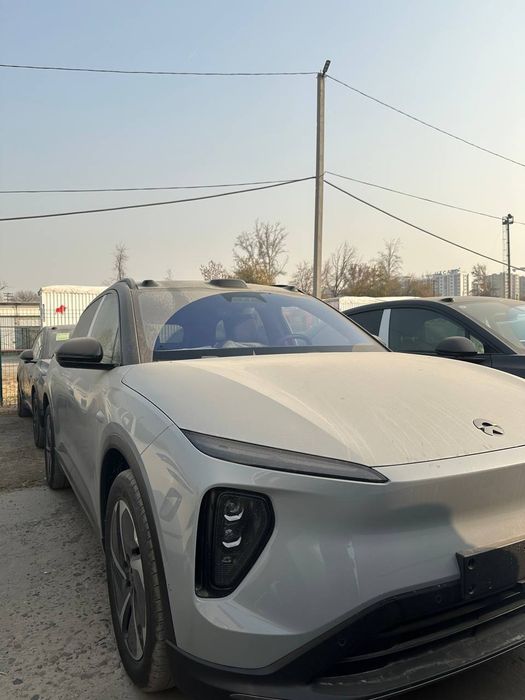 NIO kompaniyasiga qarashli EL 6 model