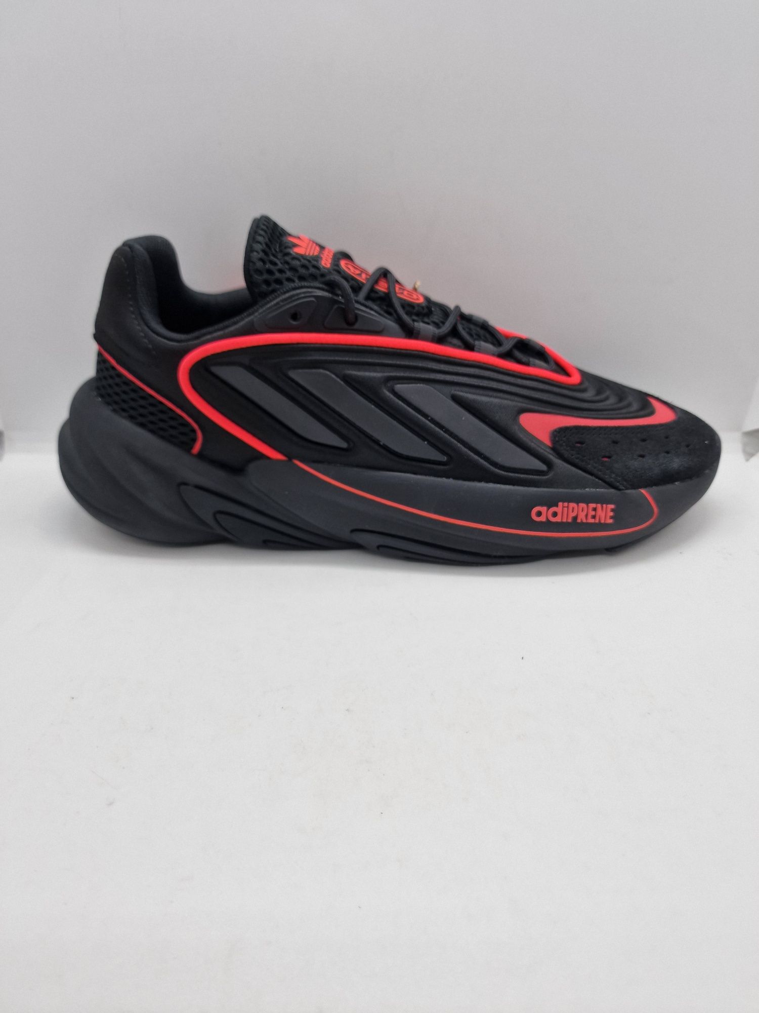 Adidas Ozelia GX3266 nr. 41 1/3,42,42 2/3,43 1/3,44,44 2/3