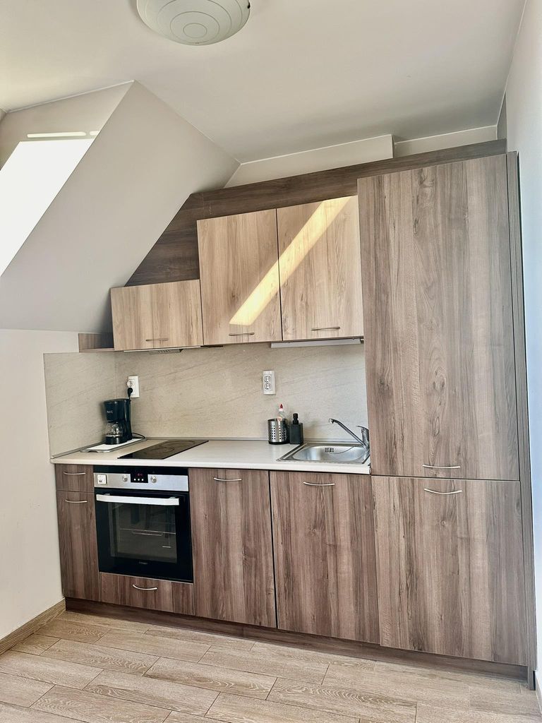 Дава се под наем Двустаен апартамент в София, Хиподрума - 65 кв.м за 450 € - Снимка #3