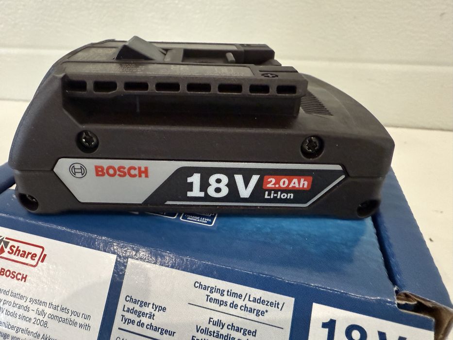 Акумулаторна батерия Bosch 18 v 2.0Ah