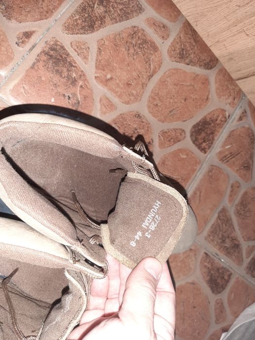 Демисезонные ботинки в отличном состоянии