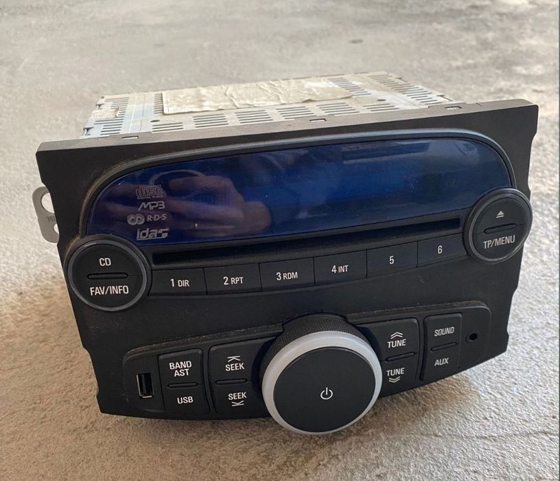 Спарк магнитофон рабочий сотилади