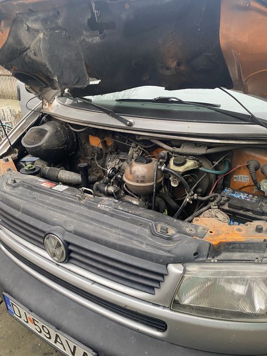 Volkswagen caravell T4 negociabil