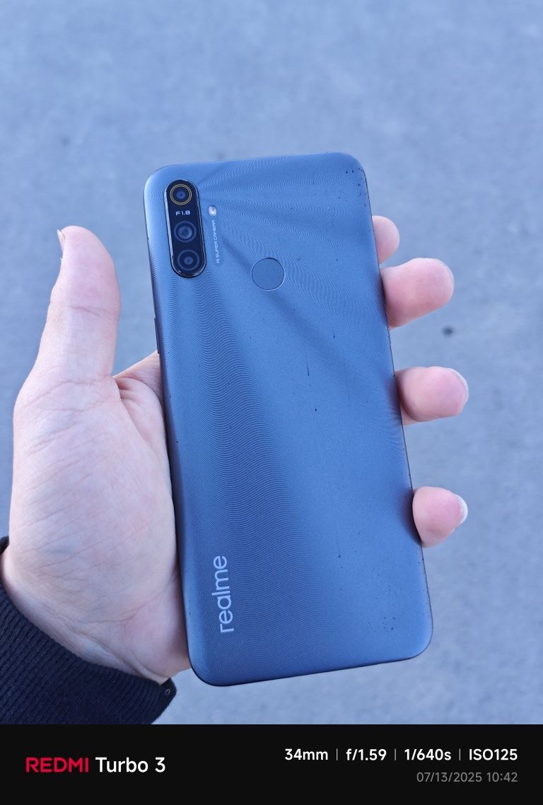 Realme C3 3/64 идеал