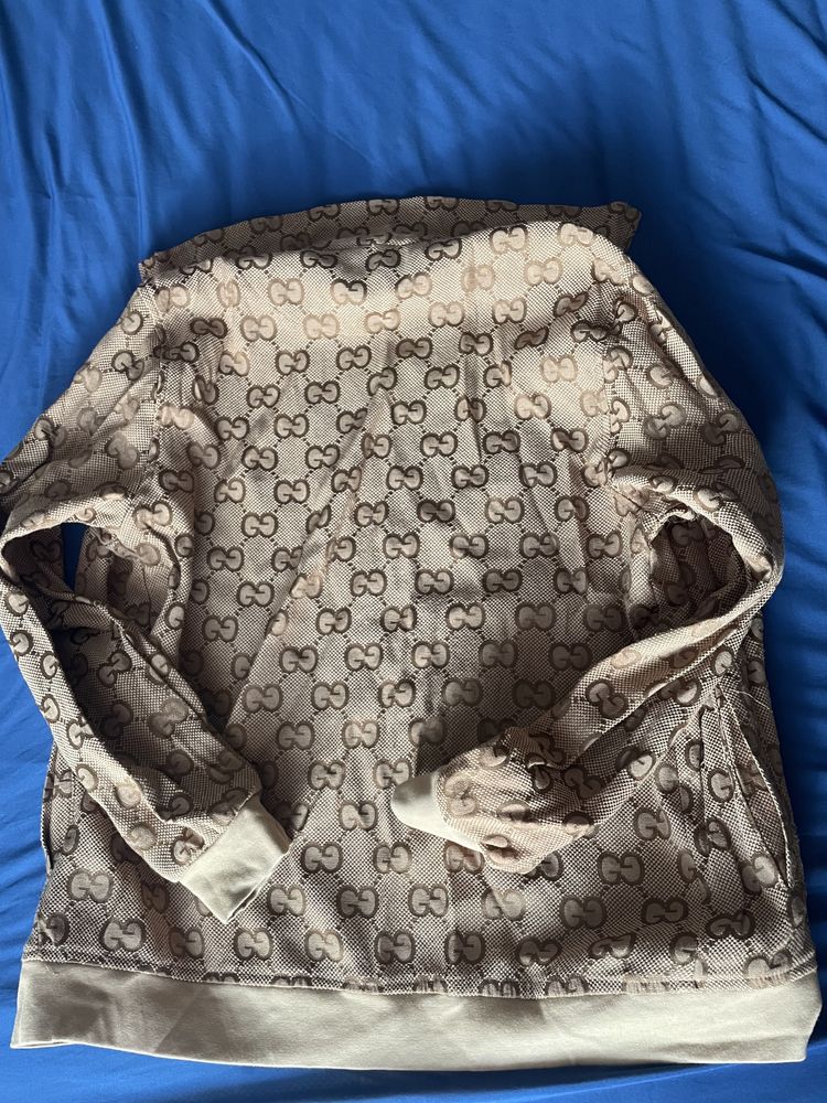 Яке gucci - тип горнище