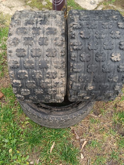 20x11 9 задни гуми ATV 65 лв