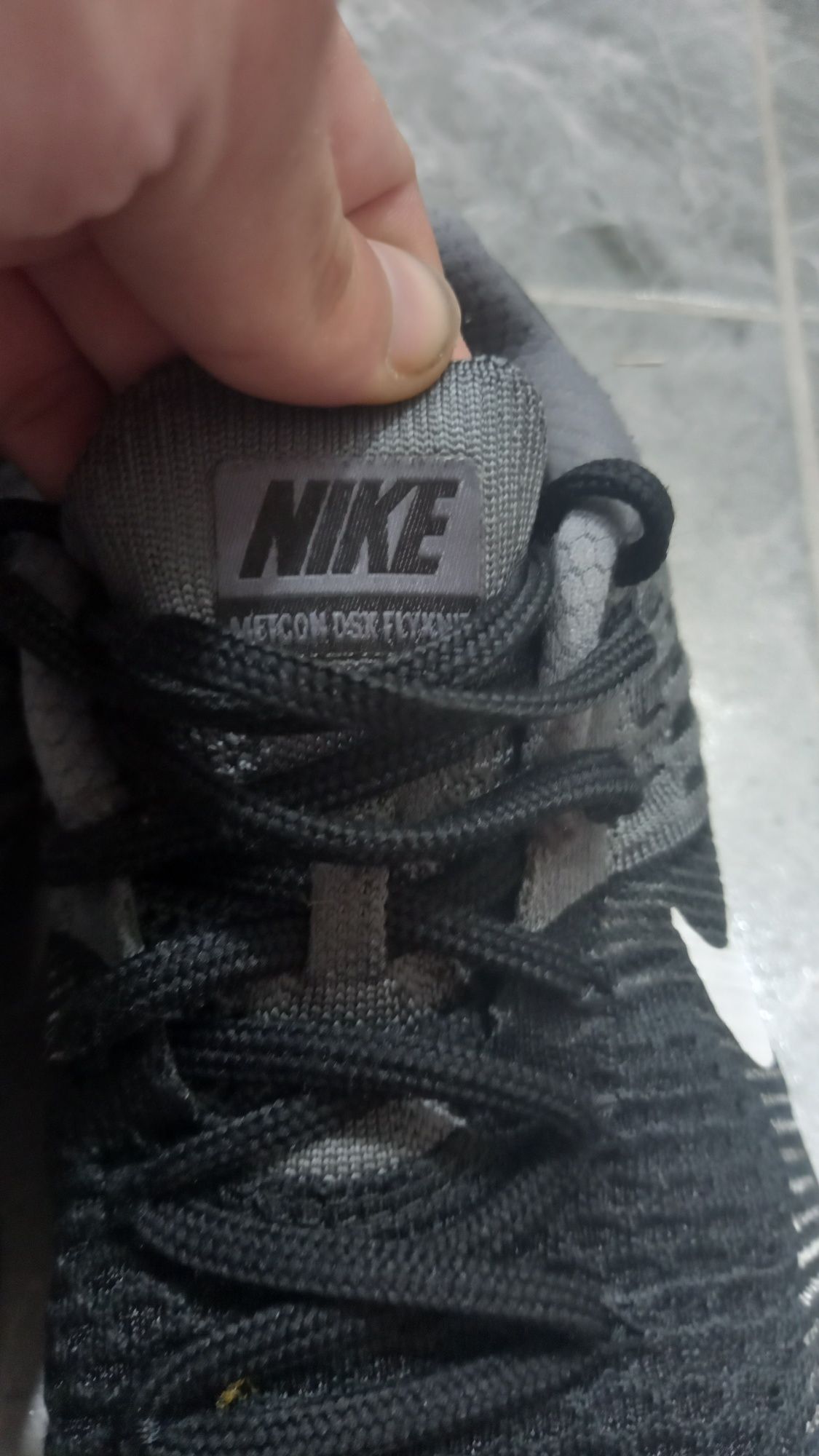 Маратонки Nike различни