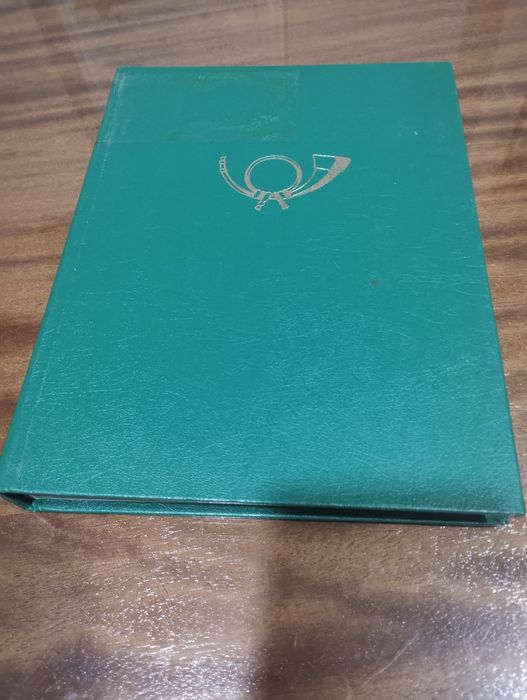 Класьори за марки