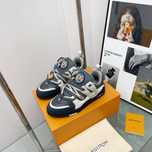 Adidasi Louis Vuitton Calitate Premium