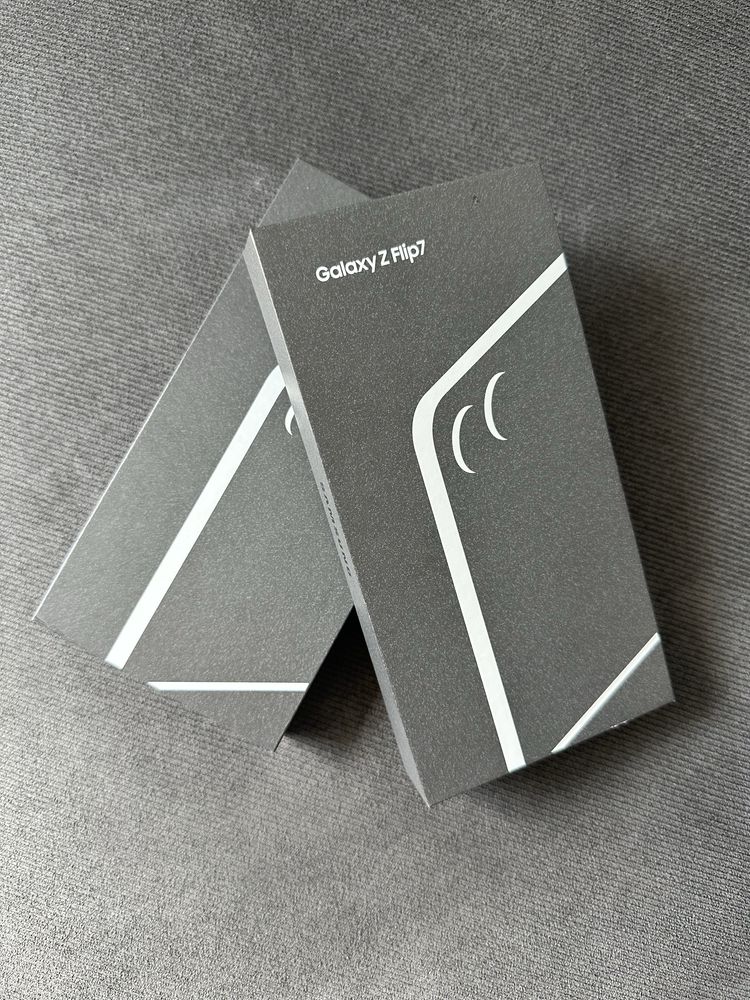 Samsung Z Flip 7 256gb Black 24м Нов