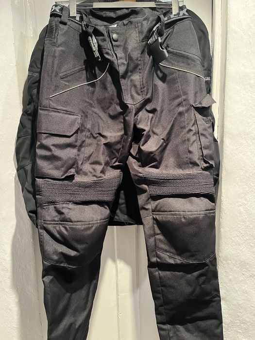 Costum motor barbat + ghiozdan + ghete