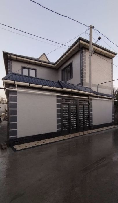 Продаётся двухэтажный дом