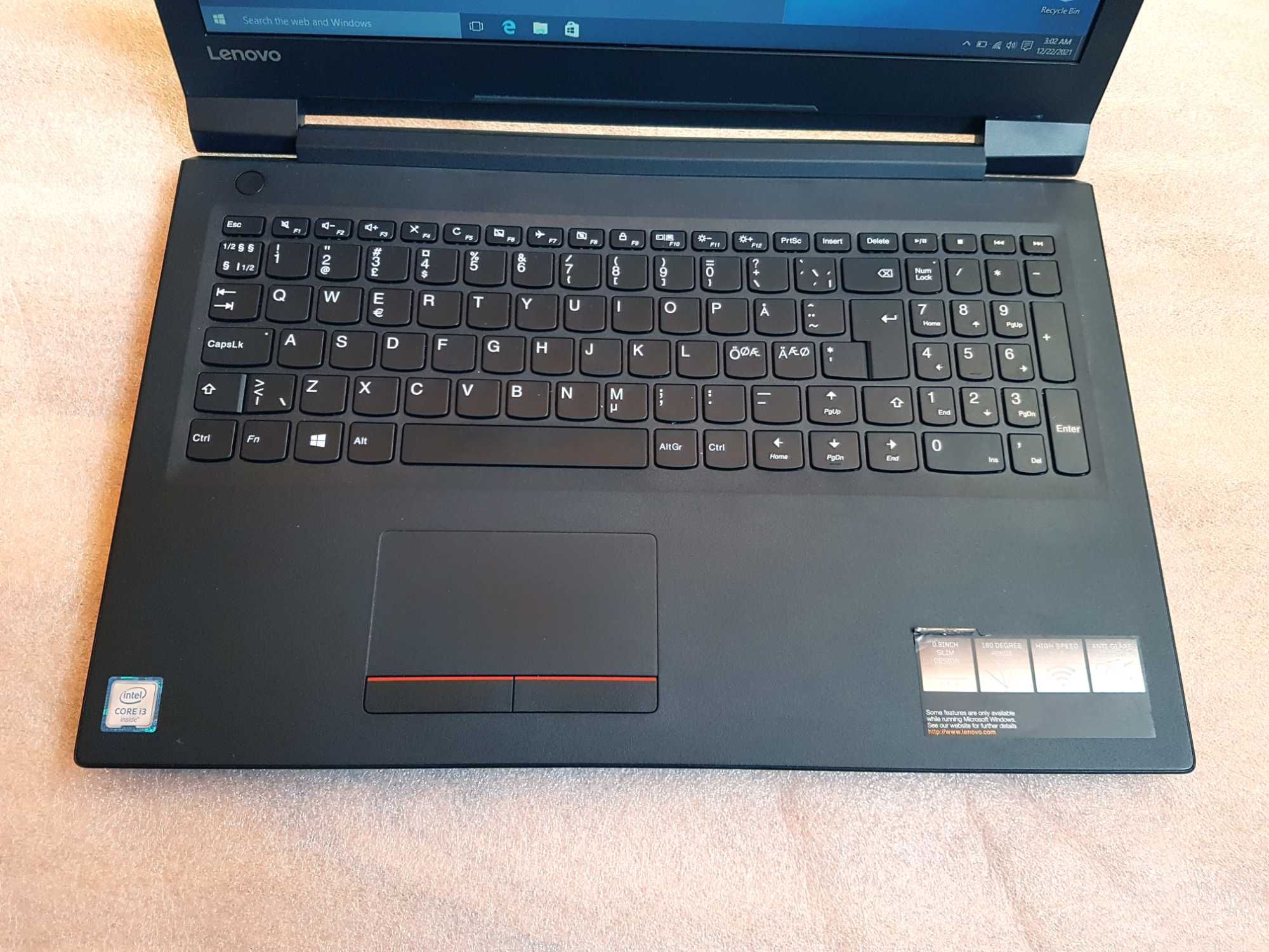 Laptop Lenovo V110 15.6", i3-6006u, 8 GB RAM, SSD 128 GB, bateria 4h