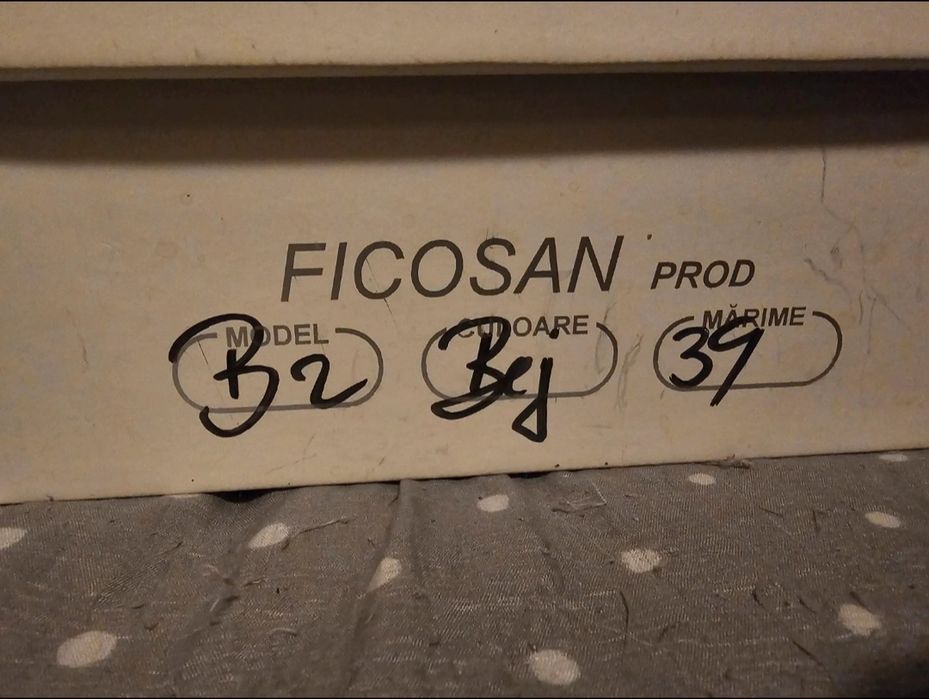 Ghete piele naturala Ficosan - bej - 39