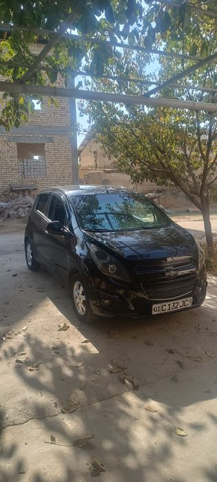 Spark sotiladi srochna