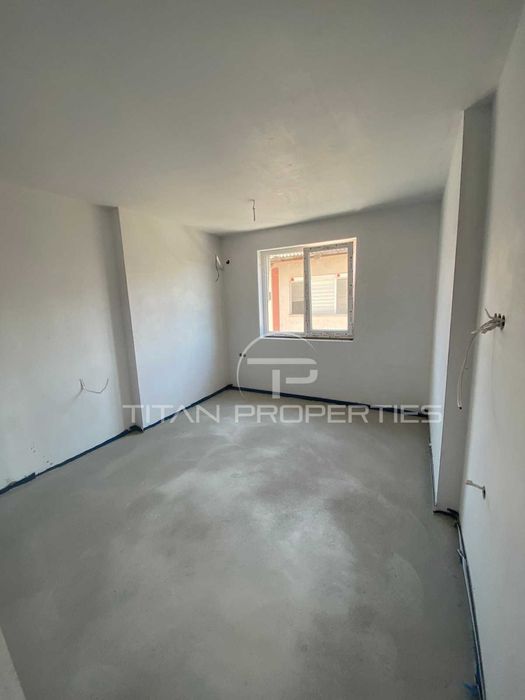 Продава се Тристаен апартамент в Пловдив, Тракия - 104 кв.м за 1183 €/кв.м - Снимка #1