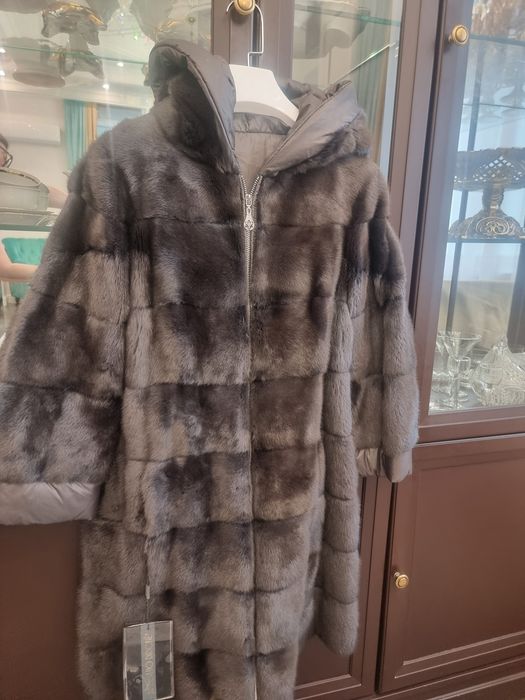 Срочно продам норковую двустороннюю шубу Италия, размер 44-46