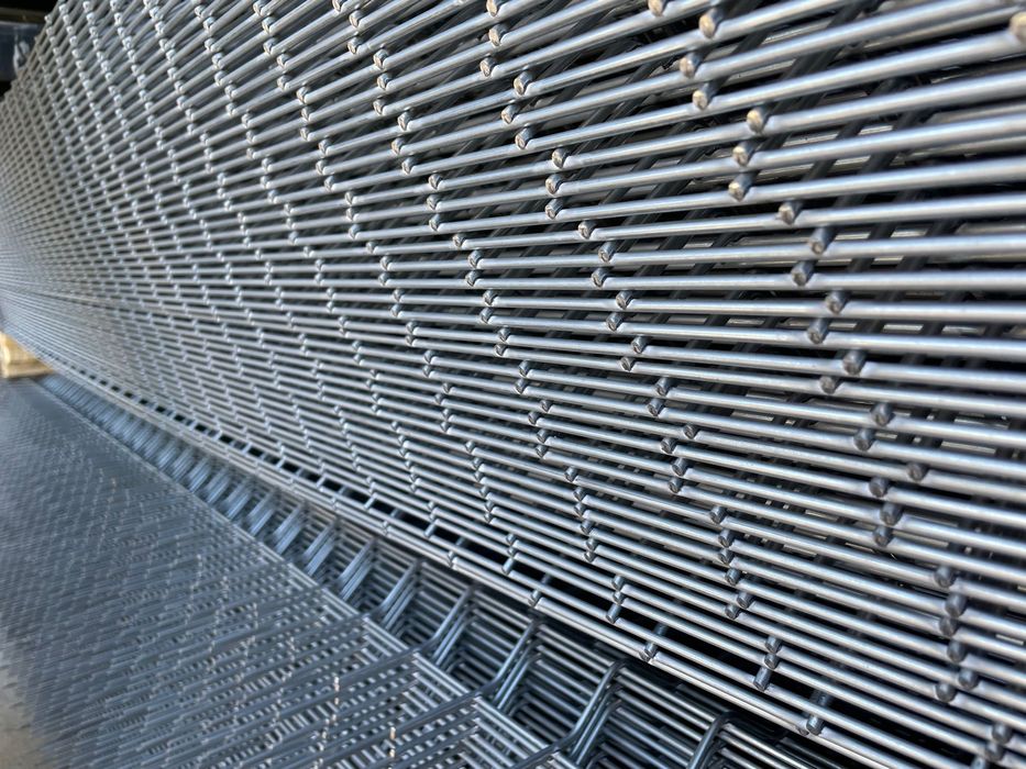 Plasa bordurata / panou zincat- super pret! Livrare!