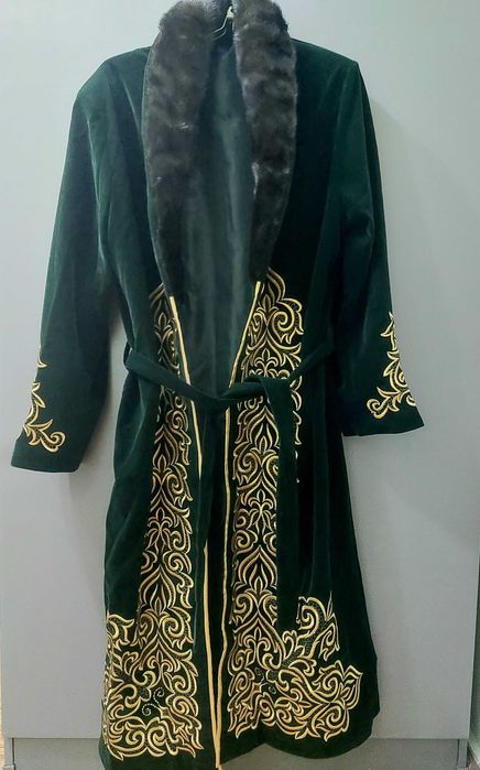 Чапан мужской велюровый + шапка