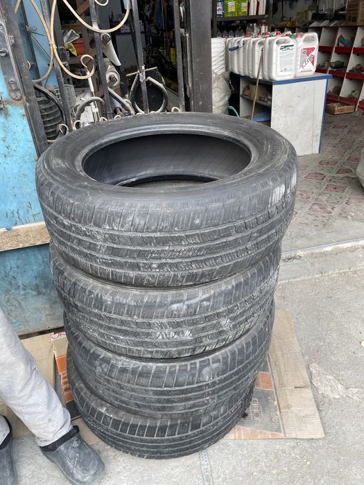 Шины зимний ,компания MICHELIN хороший шины почти новые