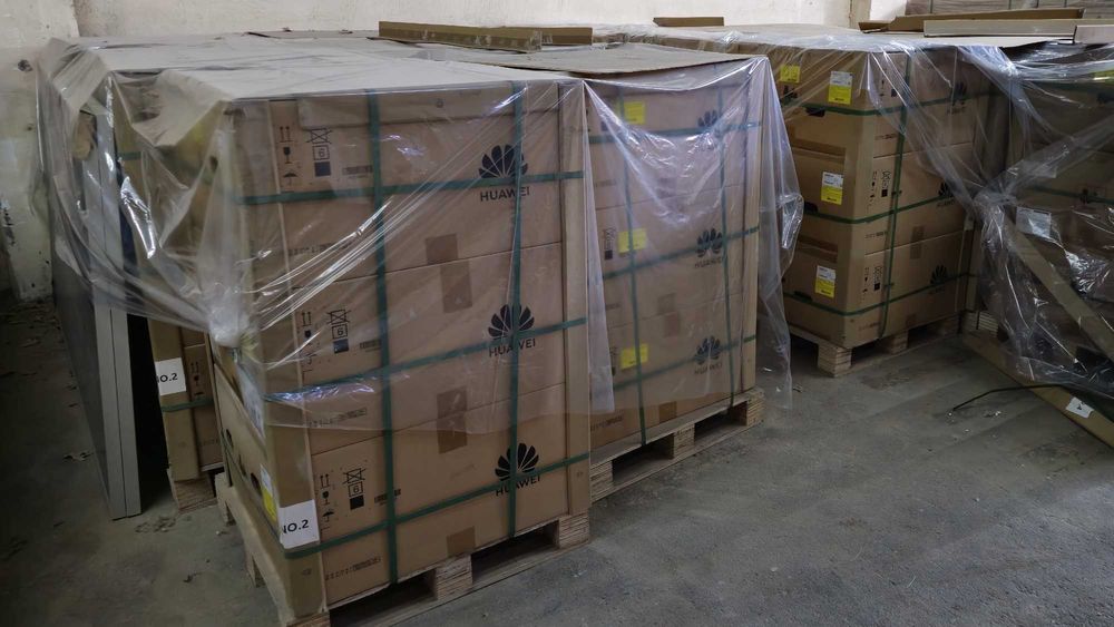 Инверторы Huawei: Высокая эффективность и надежность