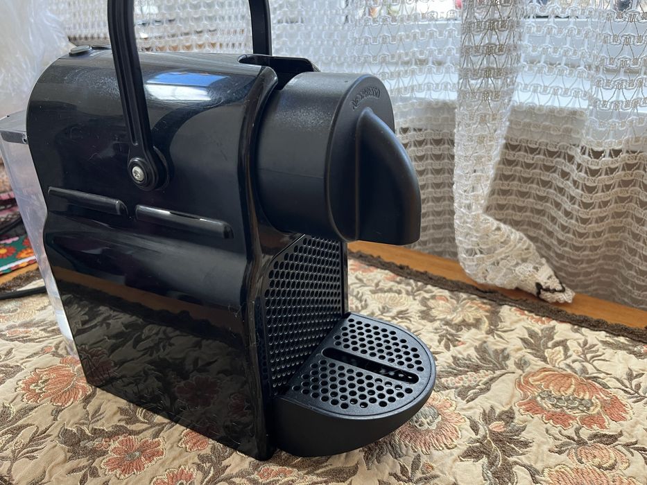 Cafetiera Nespresso K9
