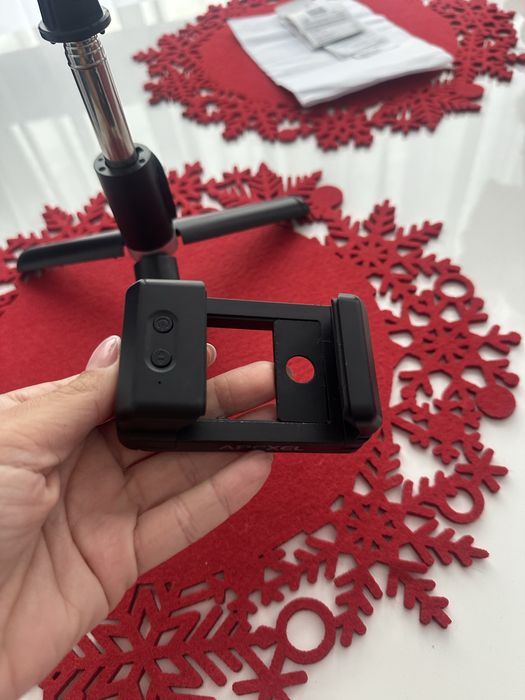 Селфи стик, светлина