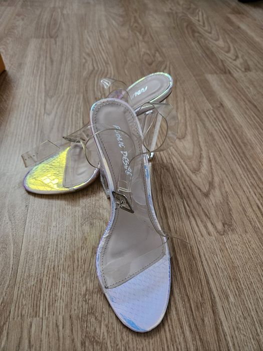 Sandale transparente