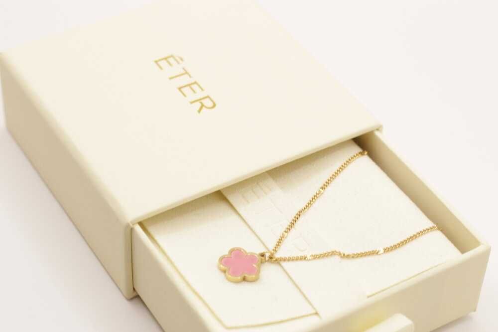 КОЛИЕ „PEACH BLOSSOM PINK“| Медицинска стомана | Premium Дизайн | ÉTER