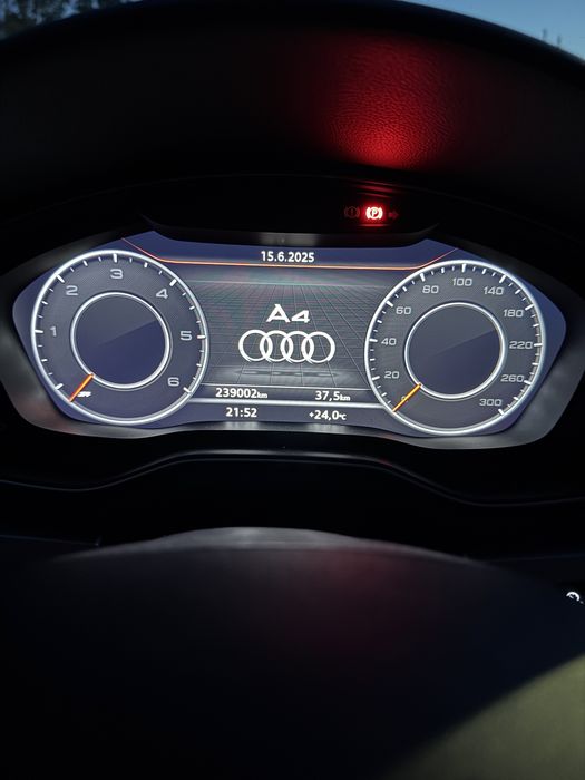 Audi A4 B9 Ultra 2018