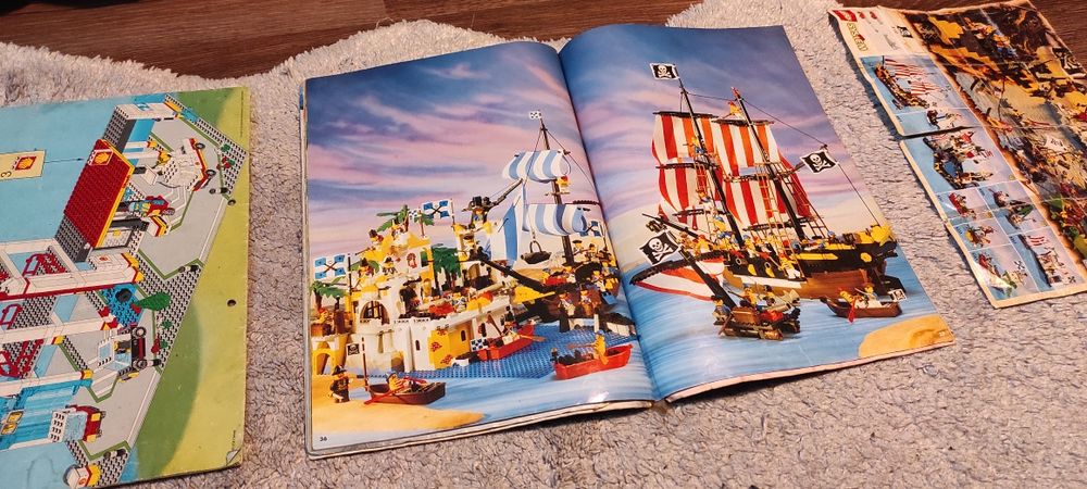 Carte cu seturi de constructi lego vintage