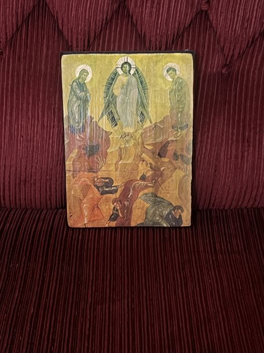 Icoane vechi, pe lemn, de valoare