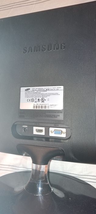 De vânzare monitor Samsung SyncMasterS22B350 și monitor BenQE2220HDP