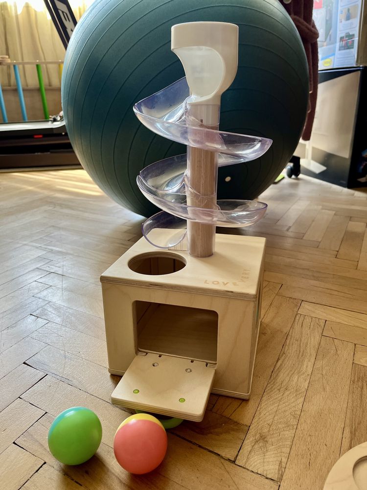 Lovevery The Babbler Play Kit